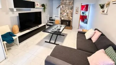 Terraced House in Entrevías photo 2