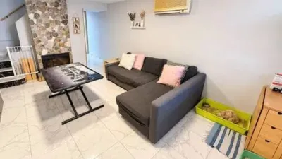 Terraced House in Entrevías photo 4