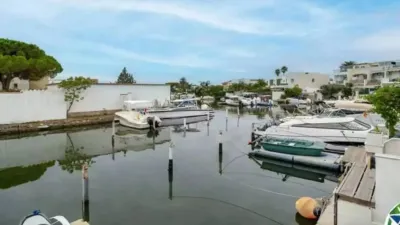Chalet on Carrer Port del Sol, Number 22 photo 9