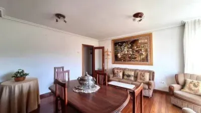 Flat on Calle Covadonga, 3 photo 4