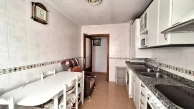 Flat on Calle Covadonga, 3 photo 6