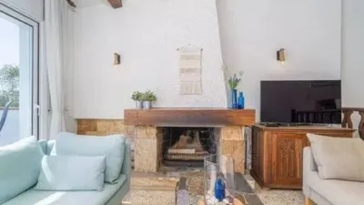 Townhouse in Carrer del Port de Rodas photo 4