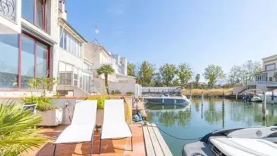 Townhouse in Carrer del Port de Rodas photo 40