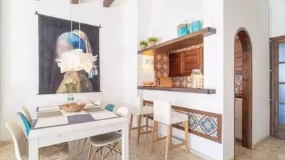 Townhouse in Carrer del Port de Rodas photo 5