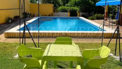 Chalet in Alcalá de Guadaíra photo 2