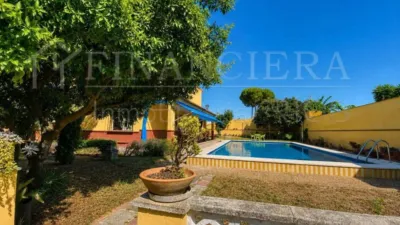Chalet in Alcalá de Guadaíra photo 3