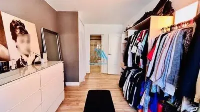 Apartment on Avinguda de Catalunya Zone photo 18