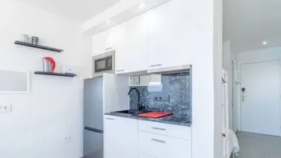 Apartment in Passatge Muga Delta photo 11