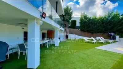 Chalet on Passeig de la Serra dels Brucs photo 4