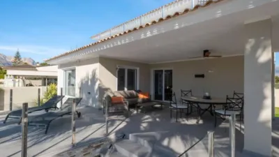 Chalet on Carrer La Palma photo 22