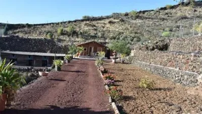 Rustic property in Guía de Isora photo 13