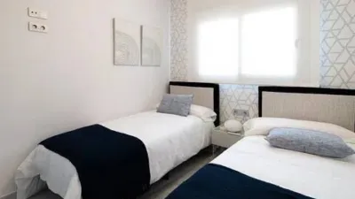 Apartment on President Adolfo Suarez Street photo 13