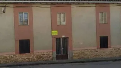 House on Calle Real photo 3