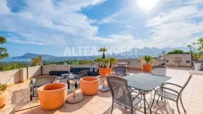 Flat on Calle de Baja Sondeo photo 3