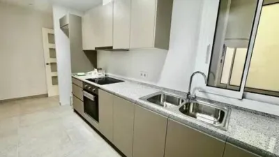 Apartment in El Guinardó photo 2