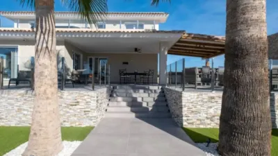 Chalet on Carrer La Palma photo 13
