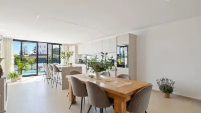 Chalet on Carrer San Marino photo 17