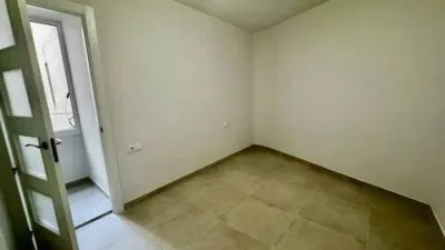 Apartment in El Guinardó photo 9