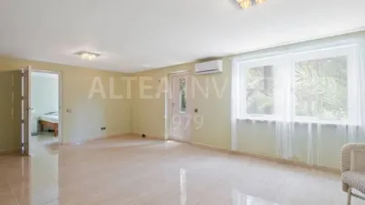 Chalet on Avenida Bernia photo 48