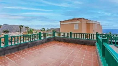 Chalet on Calle Tinguafaya photo 8