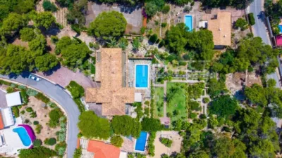Chalet on Avenida Bernia photo 62