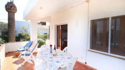 Chalet on Carrer de la Musclera photo 6