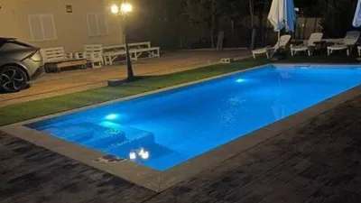 Chalet in Colmenar de Oreja photo 3