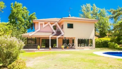 Chalet in Pozuelo de Alarcón photo 2