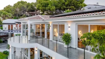 Chalet in Cala Advocat-Baladrar photo 8