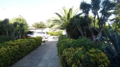 Chalet on Calle Empuries A, 2 B photo 17