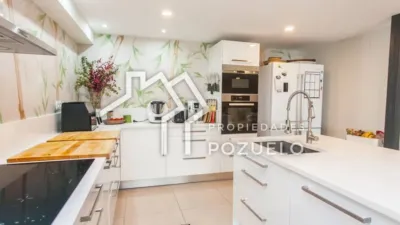 Townhouse in Avenida de Europa Area photo 15