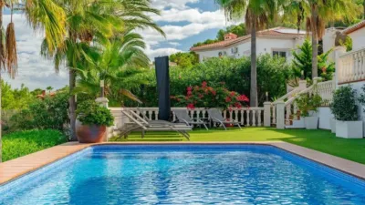 Chalet in Los Cerezos-La Mandarina-La Finca-Covatelles photo 7