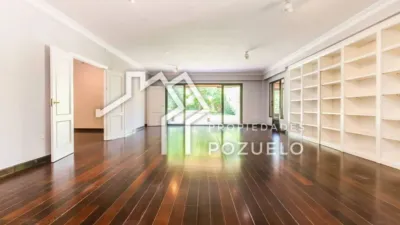 Chalet in Pozuelo de Alarcón photo 3