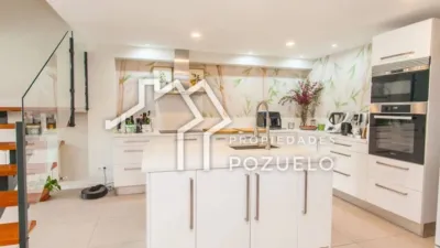 Townhouse in Avenida de Europa Area photo 24