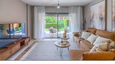 Apartment in El Paraíso-Atalaya-Benamara photo 6