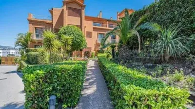 Apartment in El Paraíso-Atalaya-Benamara photo 14