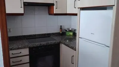 Pis – Oleiros - Més