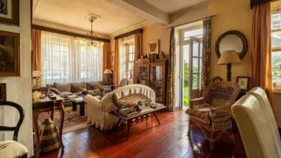 Chalet on Avenida de Castelao photo 3