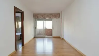 Apartment in Esplugues de Llobregat photo 9