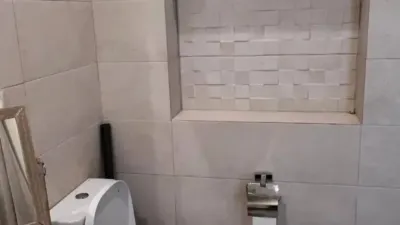 Ático en alquiler en Calle Marqués de Nervión, cerca de Calle Cardenal Lluch, Nervión (Distrito Nervión. Sevilla Capital) de 1.400 €<span>/mes</span>
