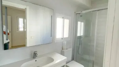 Ático en alquiler en Calle Marqués de Nervión, cerca de Calle Cardenal Lluch, Nervión (Distrito Nervión. Sevilla Capital) de 1.400 €<span>/mes</span>