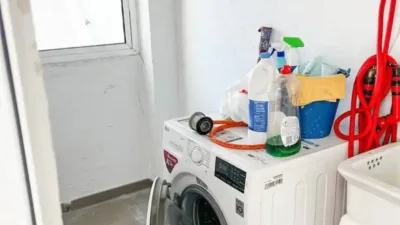 Ático en alquiler en Calle Marqués de Nervión, cerca de Calle Cardenal Lluch, Nervión (Distrito Nervión. Sevilla Capital) de 1.400 €<span>/mes</span>