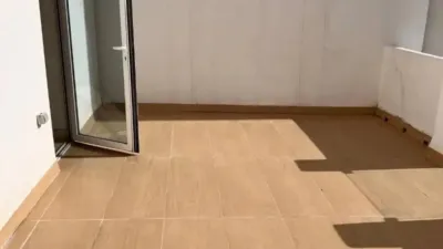 Ático en alquiler en Calle Marqués de Nervión, cerca de Calle Cardenal Lluch, Nervión (Distrito Nervión. Sevilla Capital) de 1.400 €<span>/mes</span>