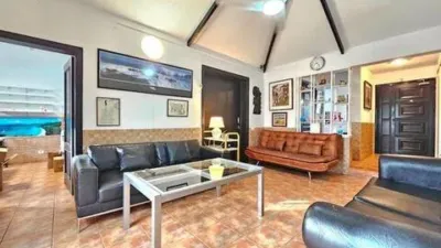 Apartment on Avenida de Rafael Puig Lluvina photo 17
