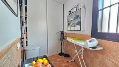 Apartment on Avenida de Rafael Puig Lluvina photo 24