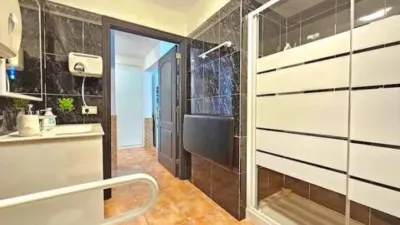 Apartment on Avenida de Rafael Puig Lluvina photo 4