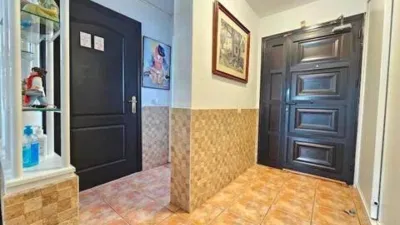 Apartment on Avenida de Rafael Puig Lluvina photo 5