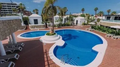 Apartment on Avenida de Rafael Puig Lluvina photo 7