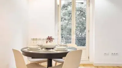 Piso en alquiler en Argüelles - Imagen 2