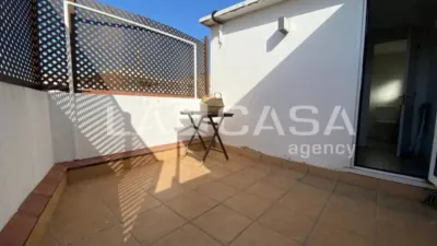 Flat in Santa Coloma de Gramenet photo 2
